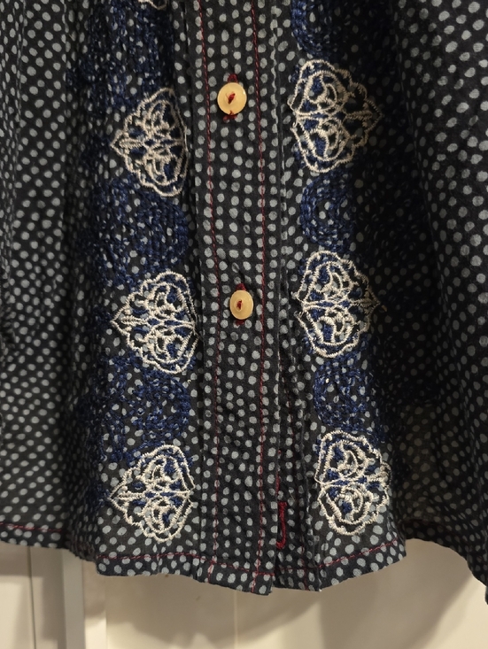 3J Workshop by Johnny Was Top Blouse Medium Navy Polka-Dot Embroidered Boho-Chic - Picture 5 of 11